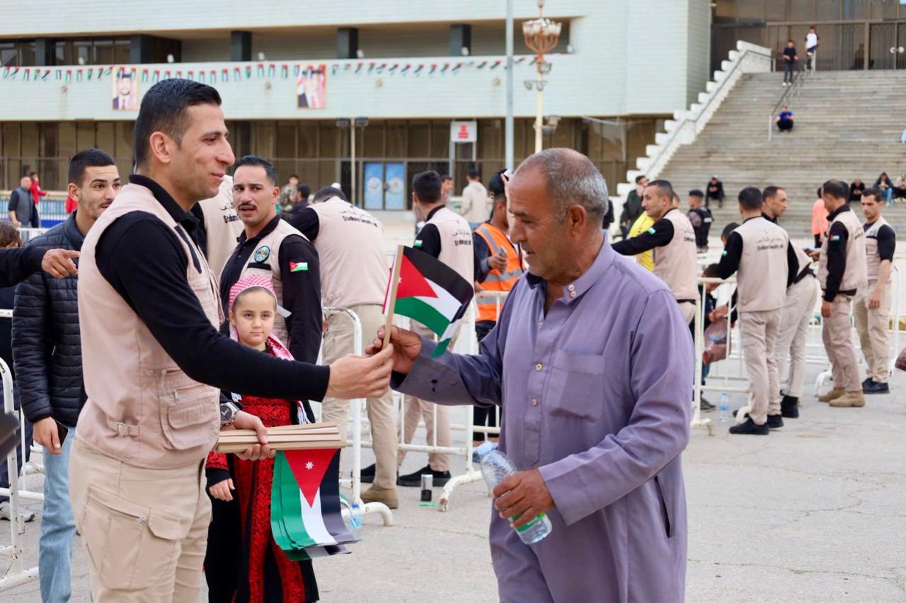 Madar Al-Saa Images 0.8568503043578082