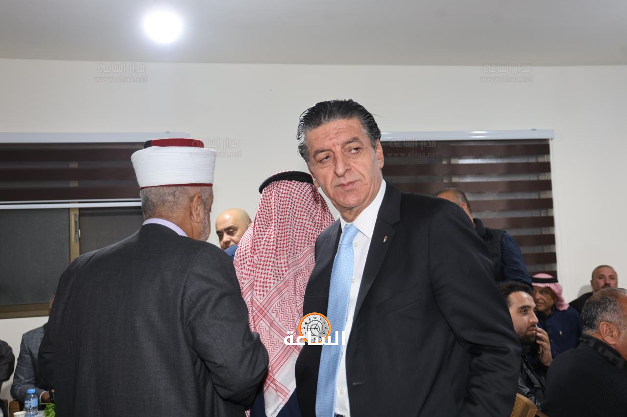 Madar Al-Saa Images 0.5153378613852908