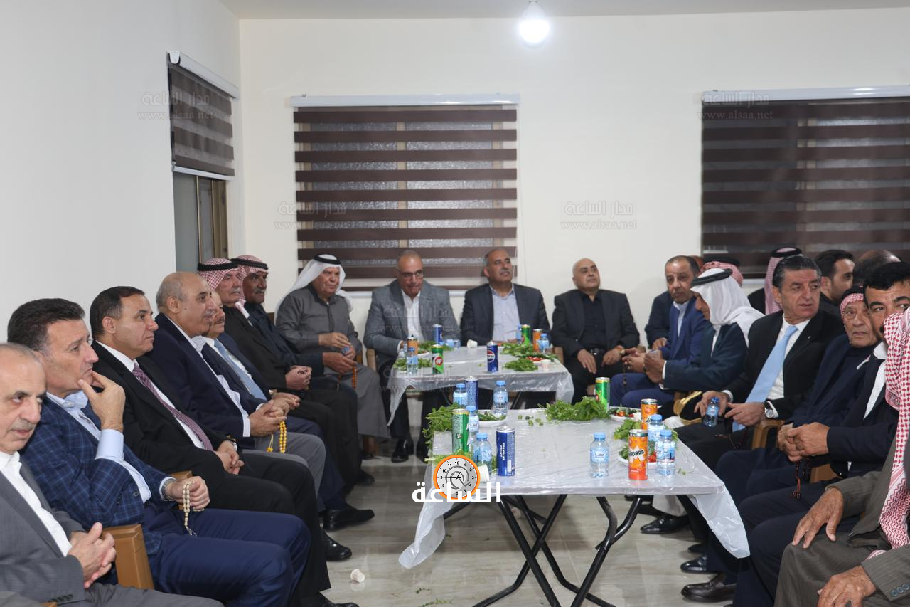 Madar Al-Saa Images 0.7117377789863639