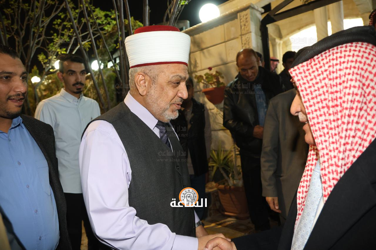 Madar Al-Saa Images 0.23986354852469272