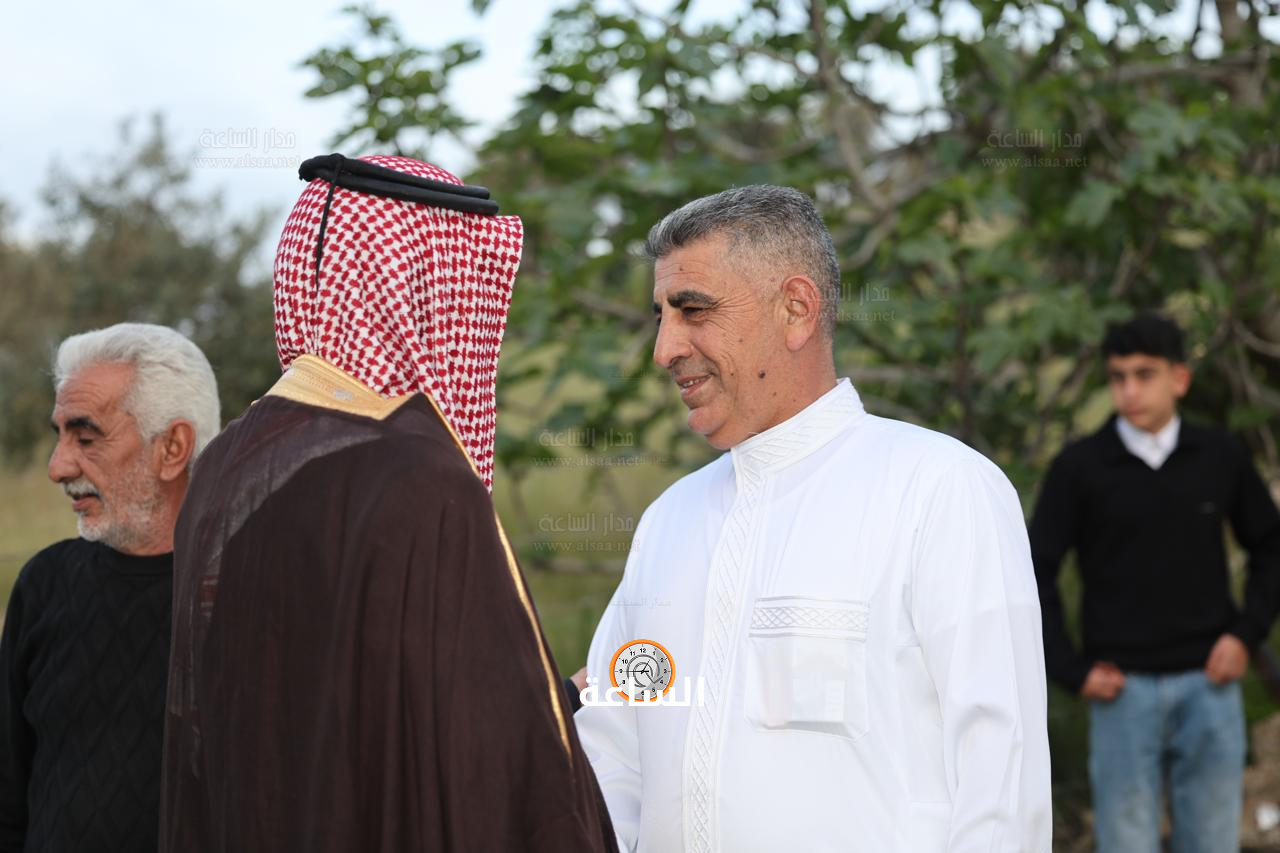 Madar Al-Saa Images 0.47176368558806137