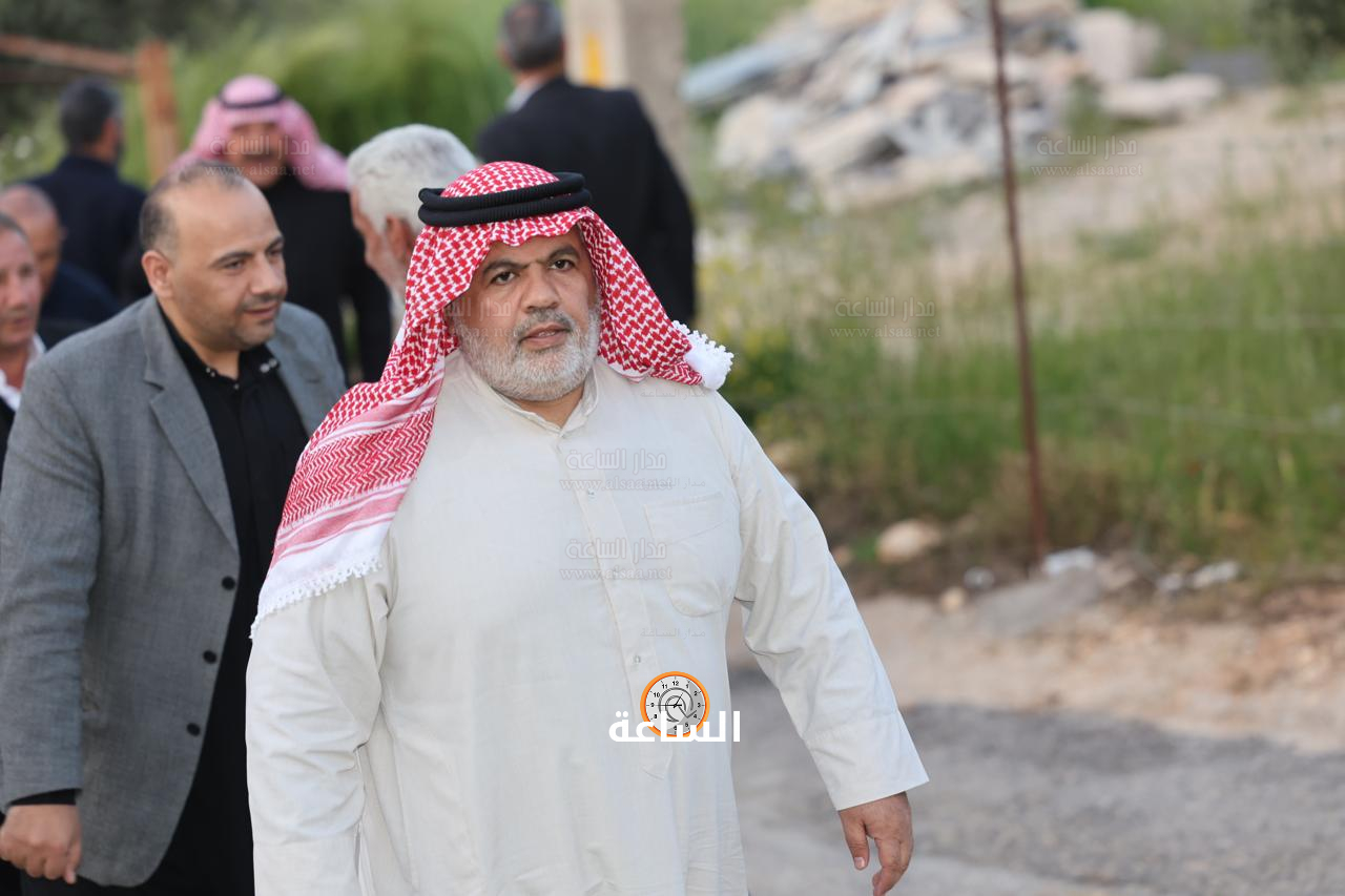 Madar Al-Saa Images 0.38858159431380446