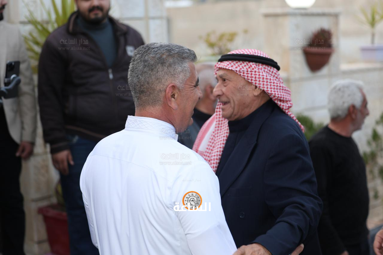 Madar Al-Saa Images 0.8708186270728958