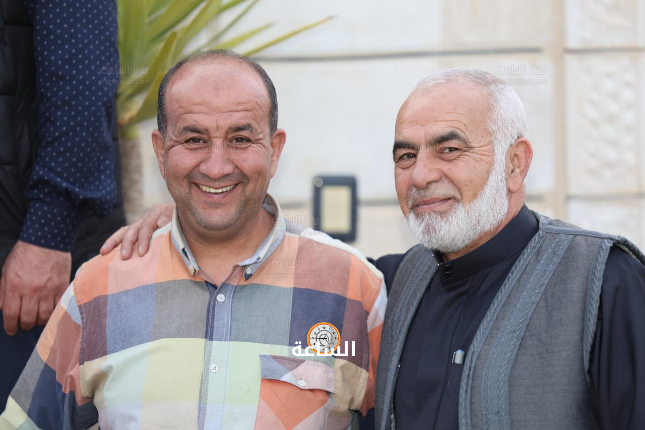 Madar Al-Saa Images 0.44555018003938485