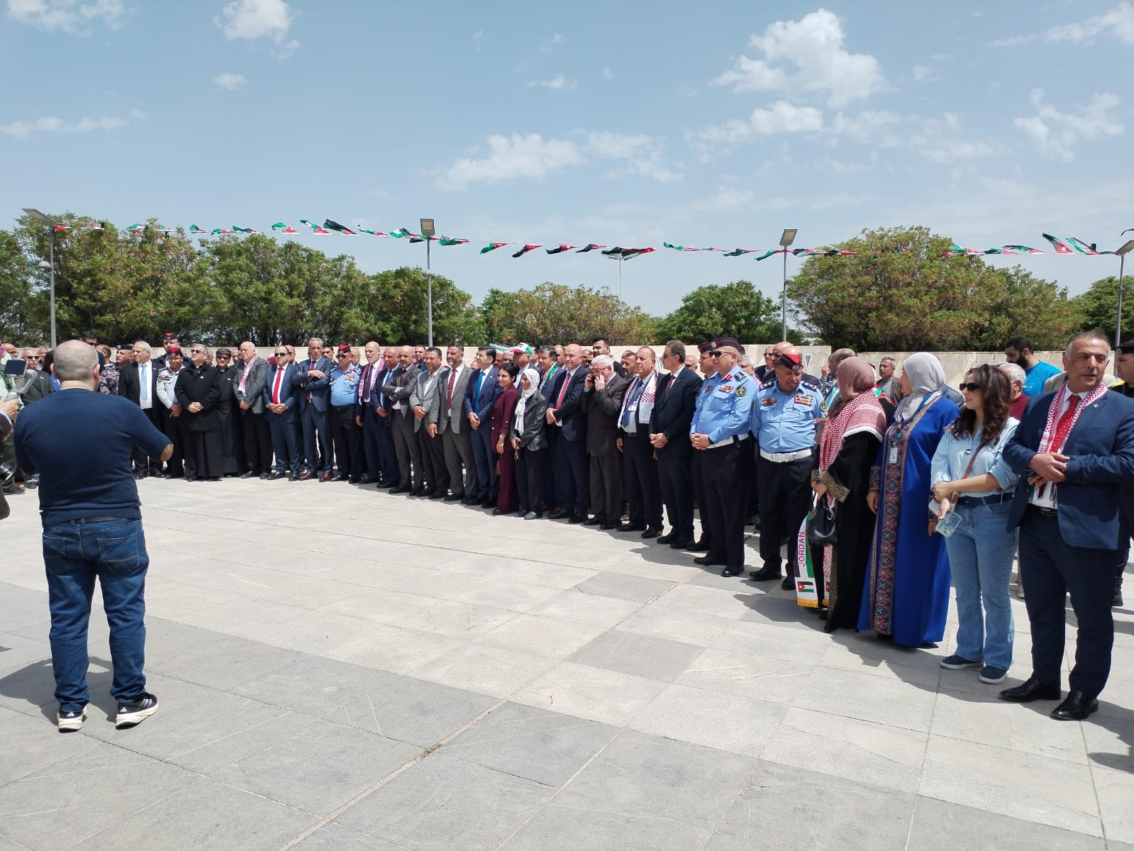 Madar Al-Saa Images 0.32605054870571126