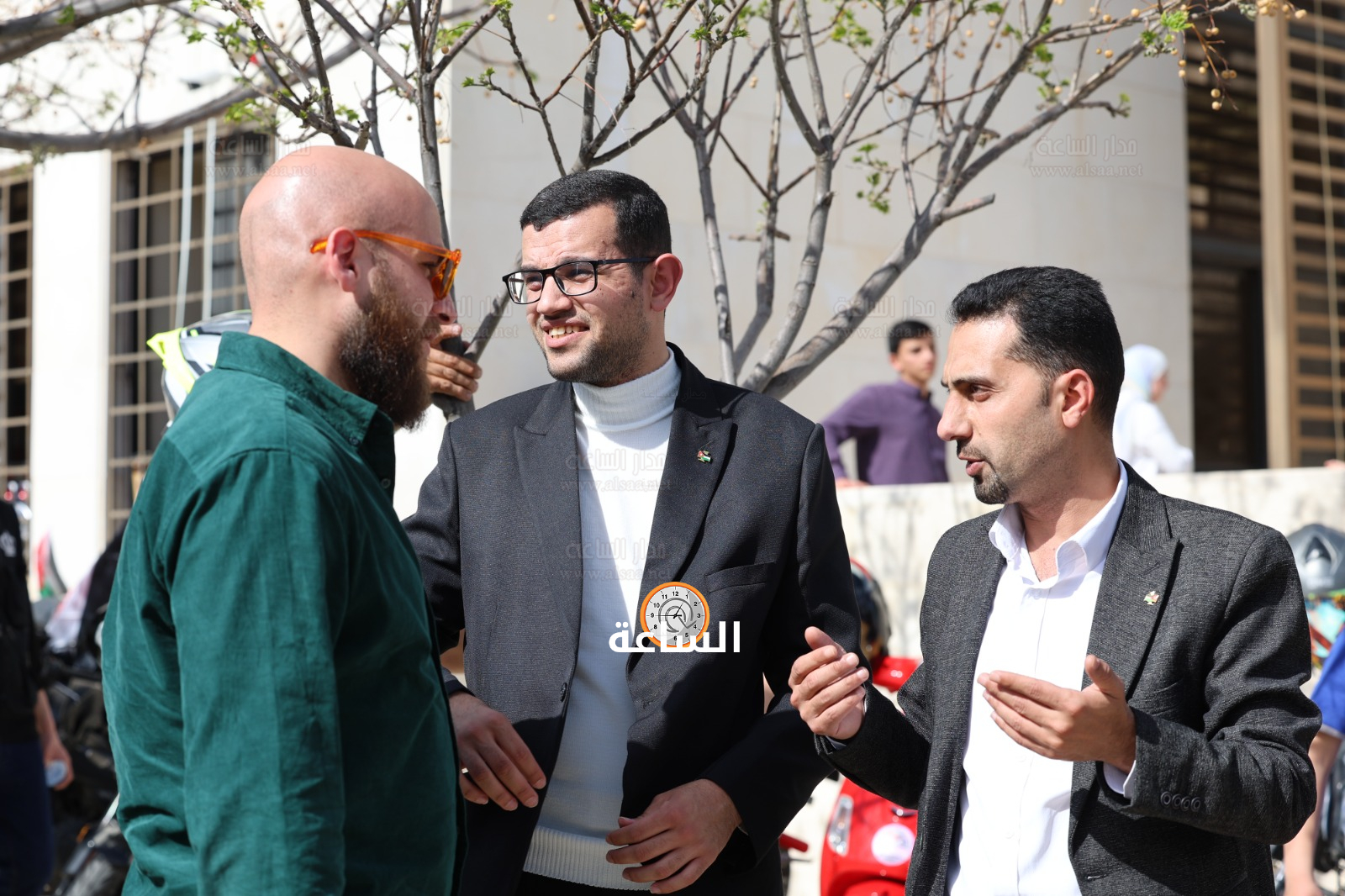 Madar Al-Saa Images 0.10172589086676131