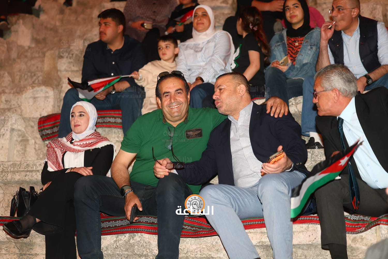 Madar Al-Saa Images 0.9809687316475894