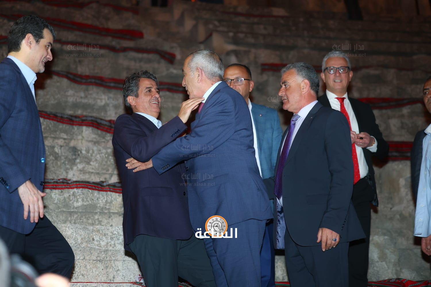 Madar Al-Saa Images 0.18397630870587778