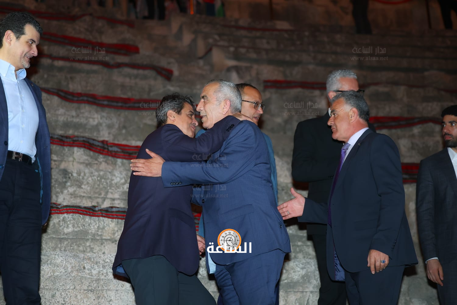 Madar Al-Saa Images 0.3318790951429397