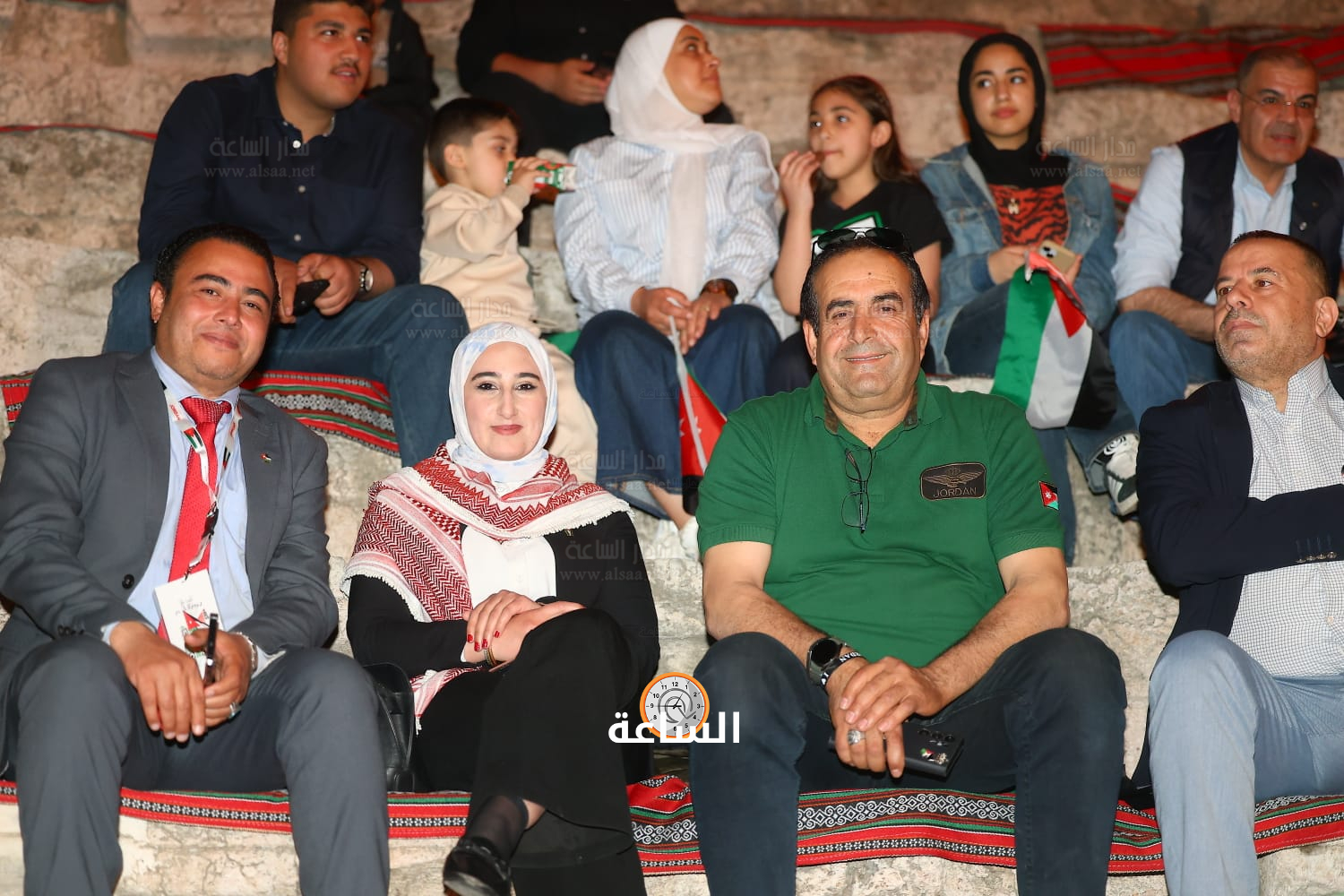 Madar Al-Saa Images 0.1448091749350029