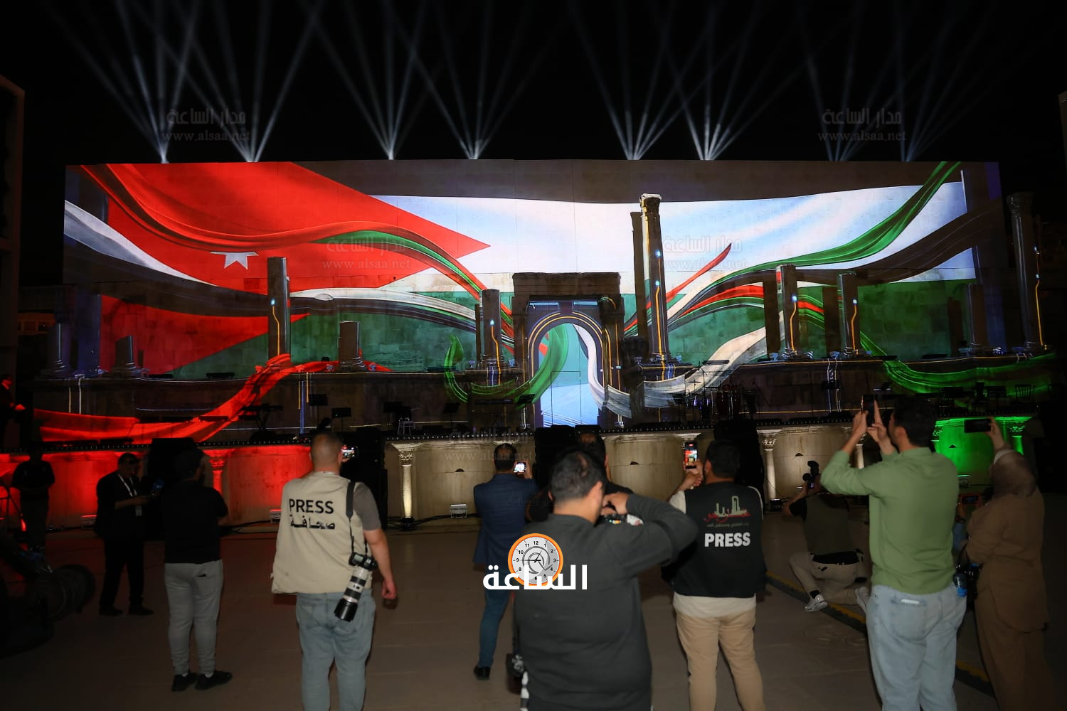 Madar Al-Saa Images 0.2057394546015946