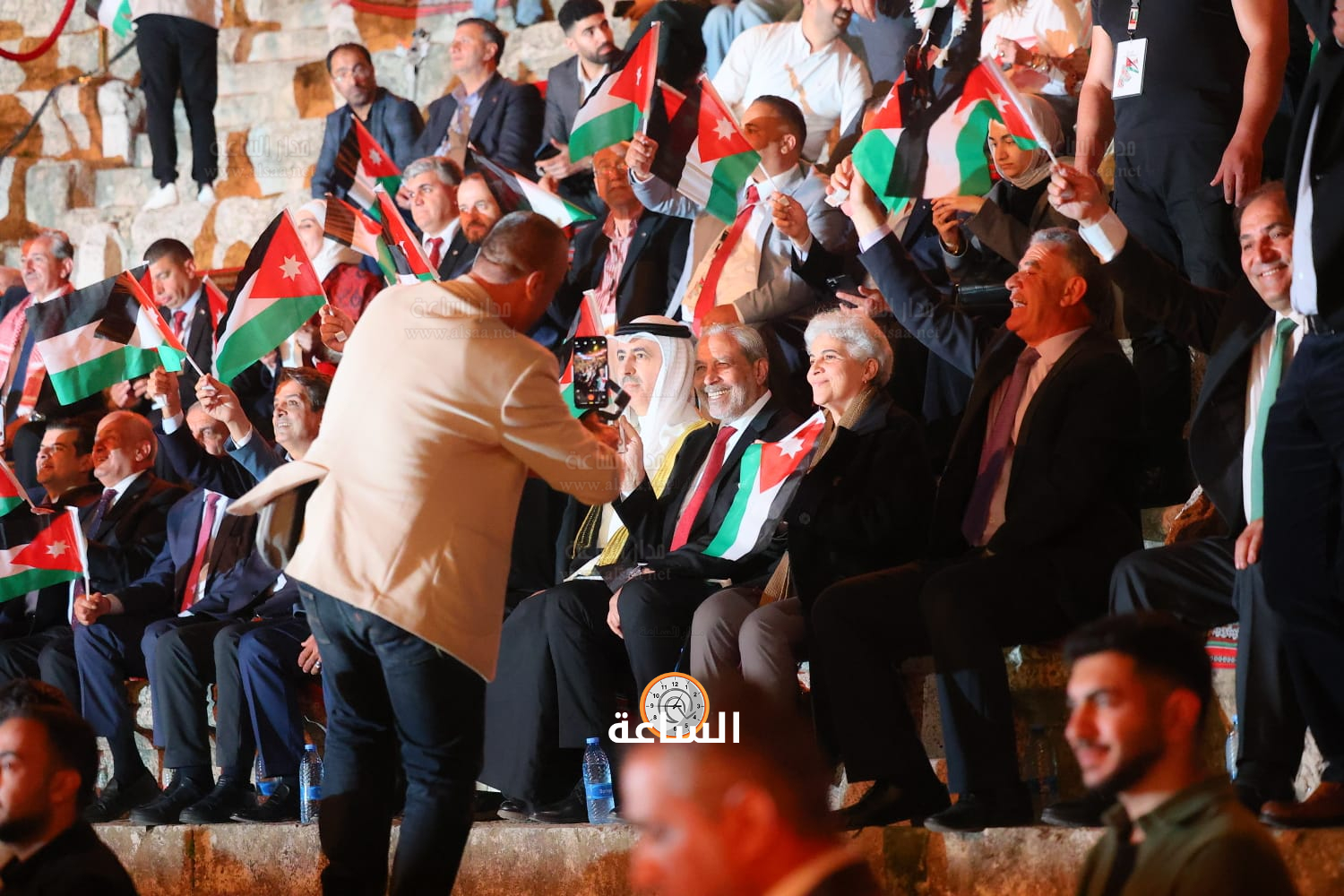 Madar Al-Saa Images 0.6420016712906665