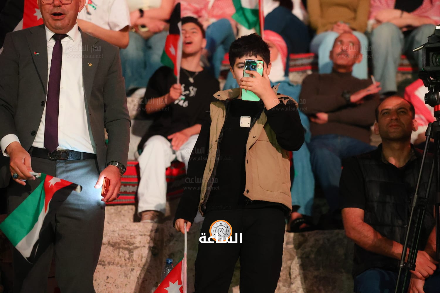 Madar Al-Saa Images 0.6845982887451708