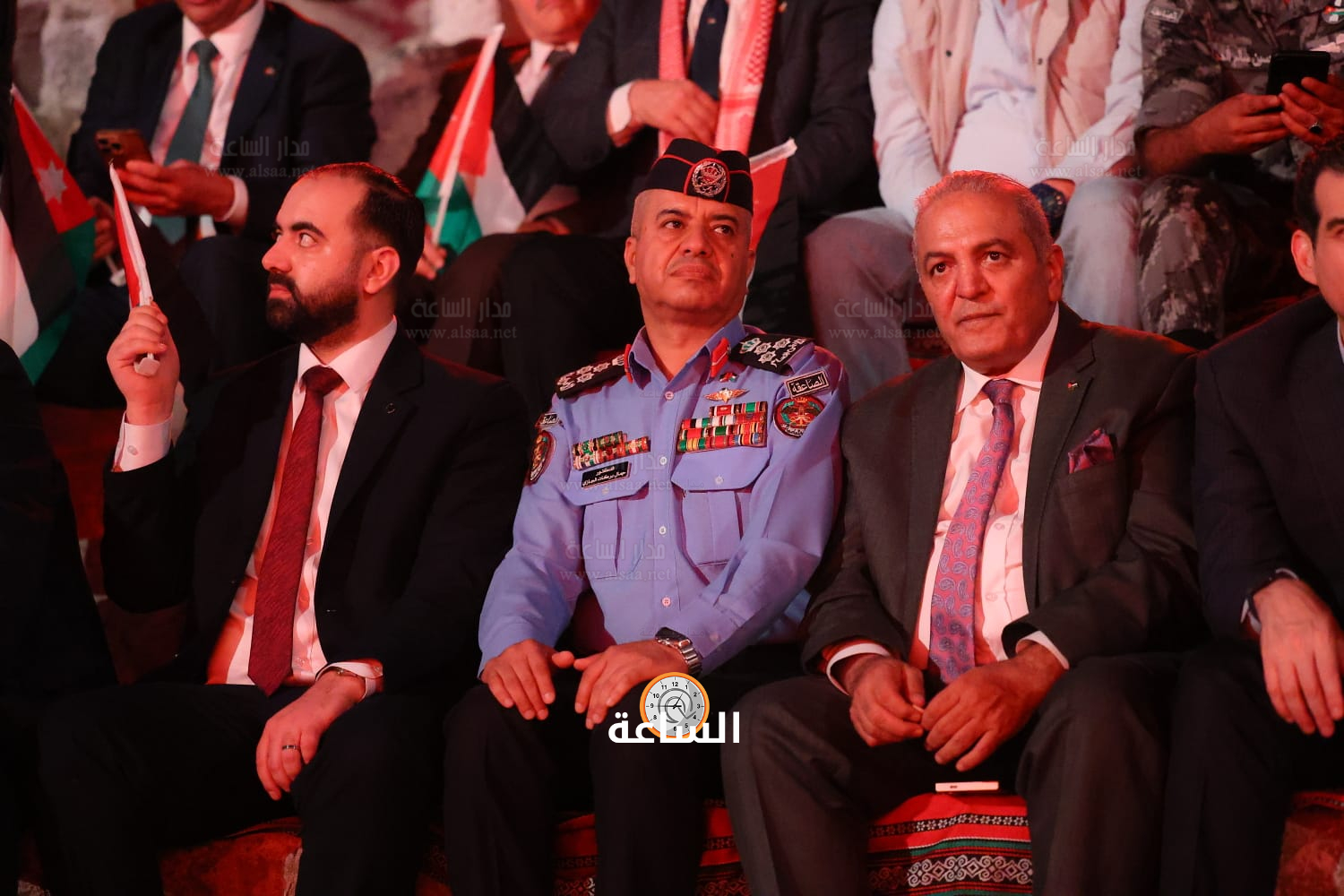 Madar Al-Saa Images 0.3389540517533214