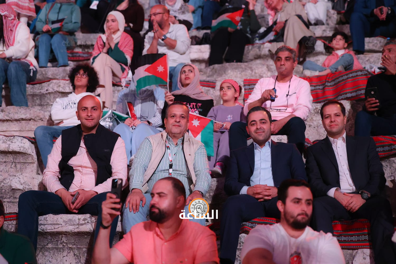 Madar Al-Saa Images 0.6981383595294602