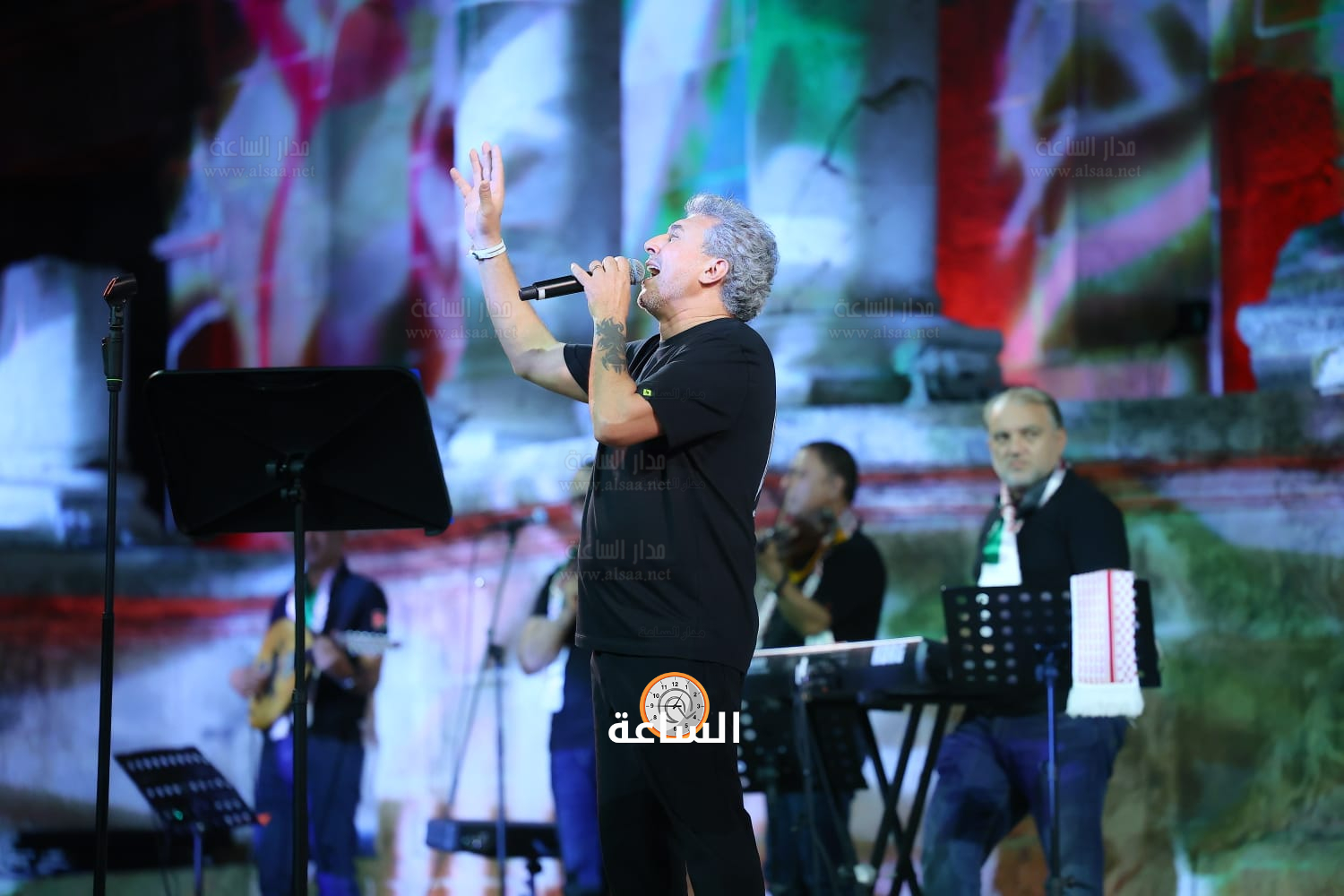 Madar Al-Saa Images 0.5375639425923698