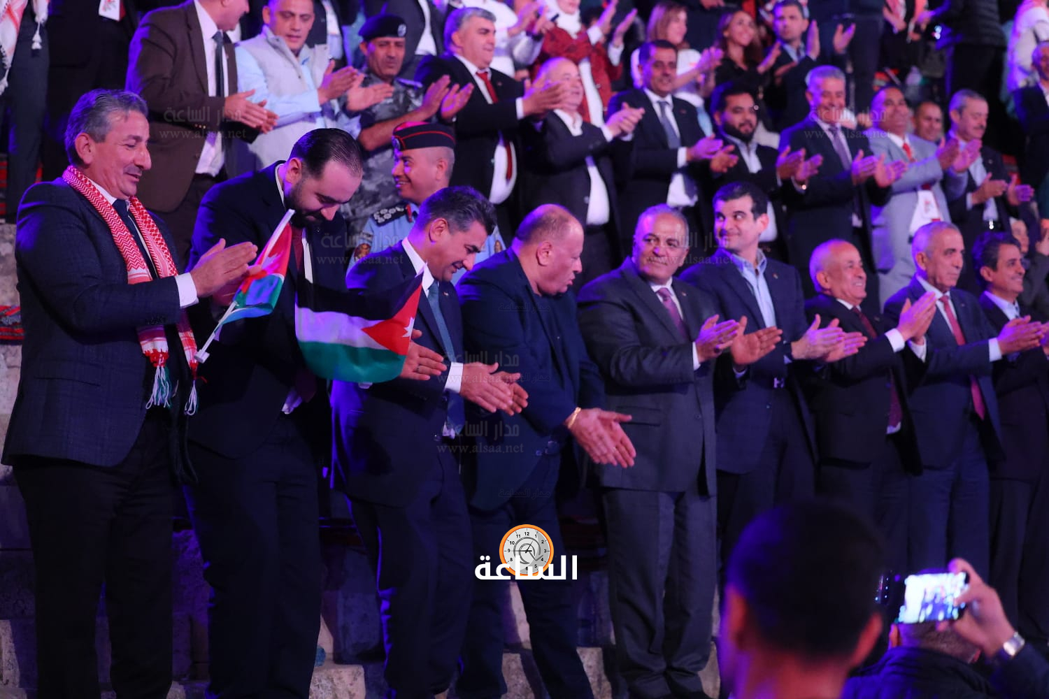 Madar Al-Saa Images 0.44365434197082354