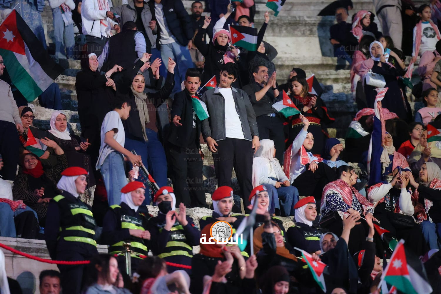 Madar Al-Saa Images 0.2930401308727809