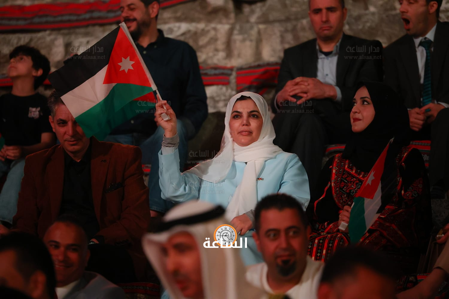 Madar Al-Saa Images 0.12121303843531928