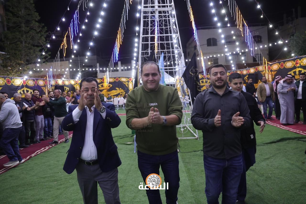 Madar Al-Saa Images 0.5236757949864215