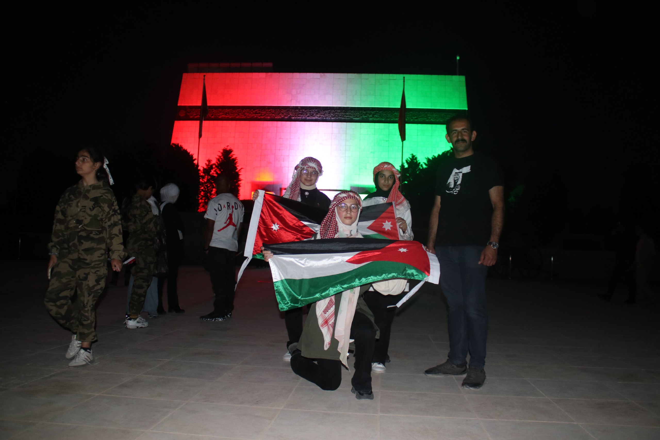 Madar Al-Saa Images 0.7897151063230154