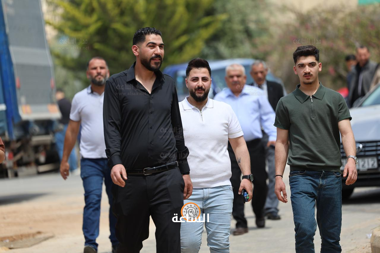 Madar Al-Saa Images 0.8729382747818301