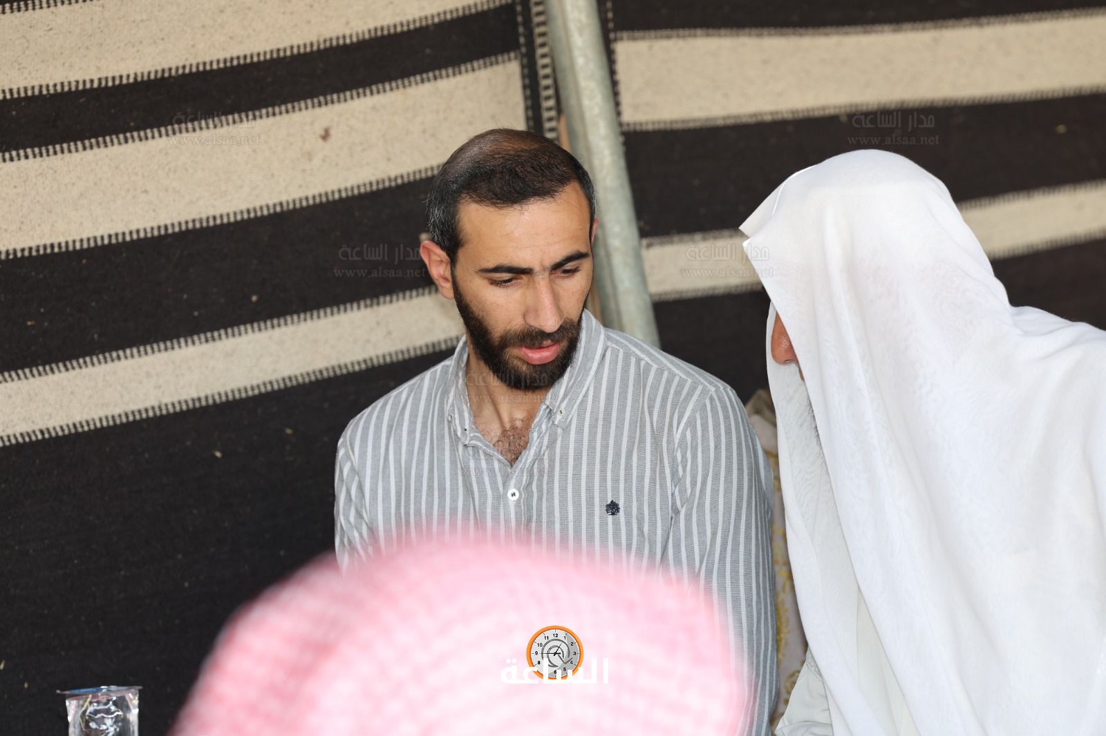 Madar Al-Saa Images 0.41909368721148943