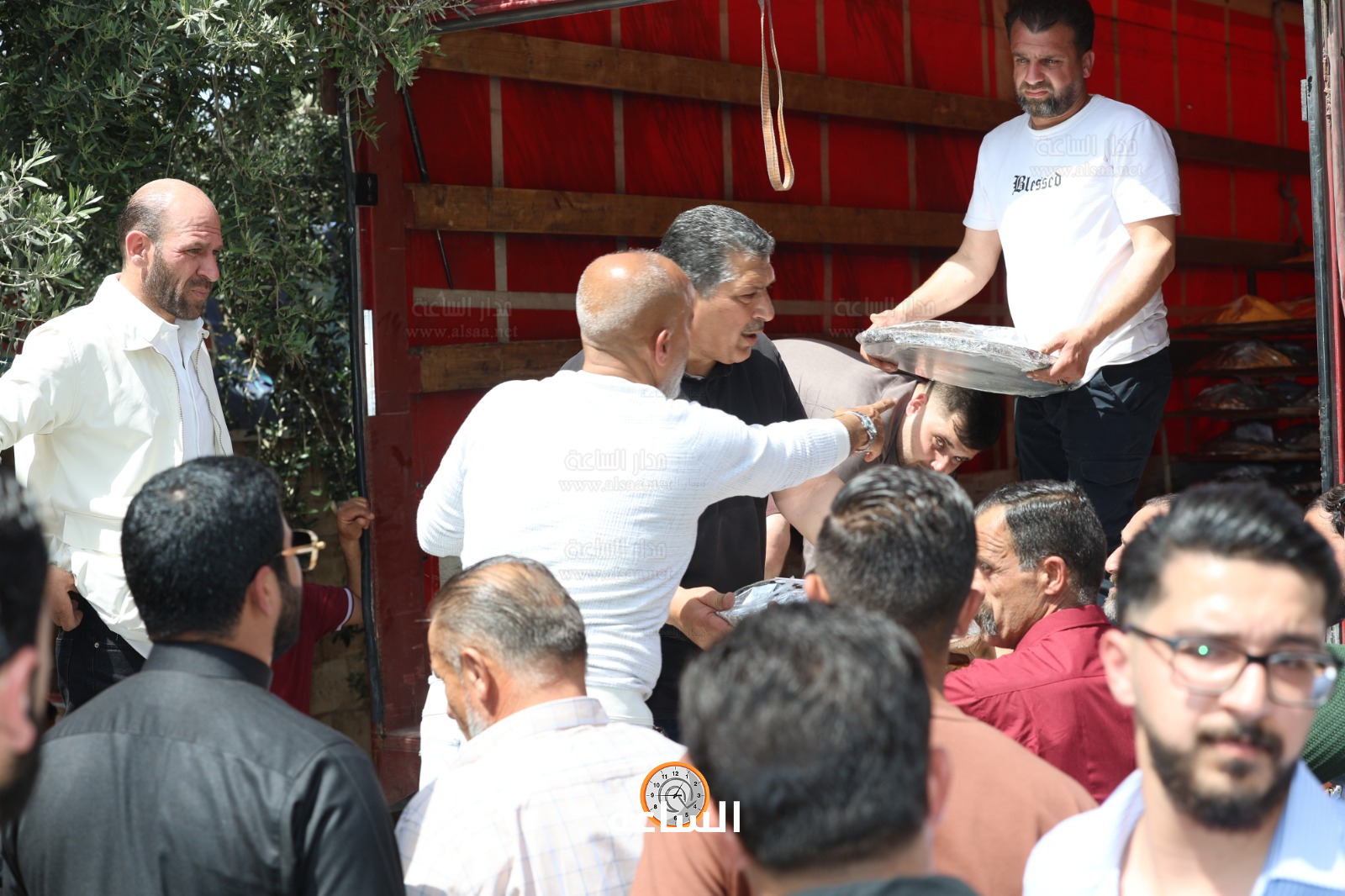 Madar Al-Saa Images 0.1480489925387366