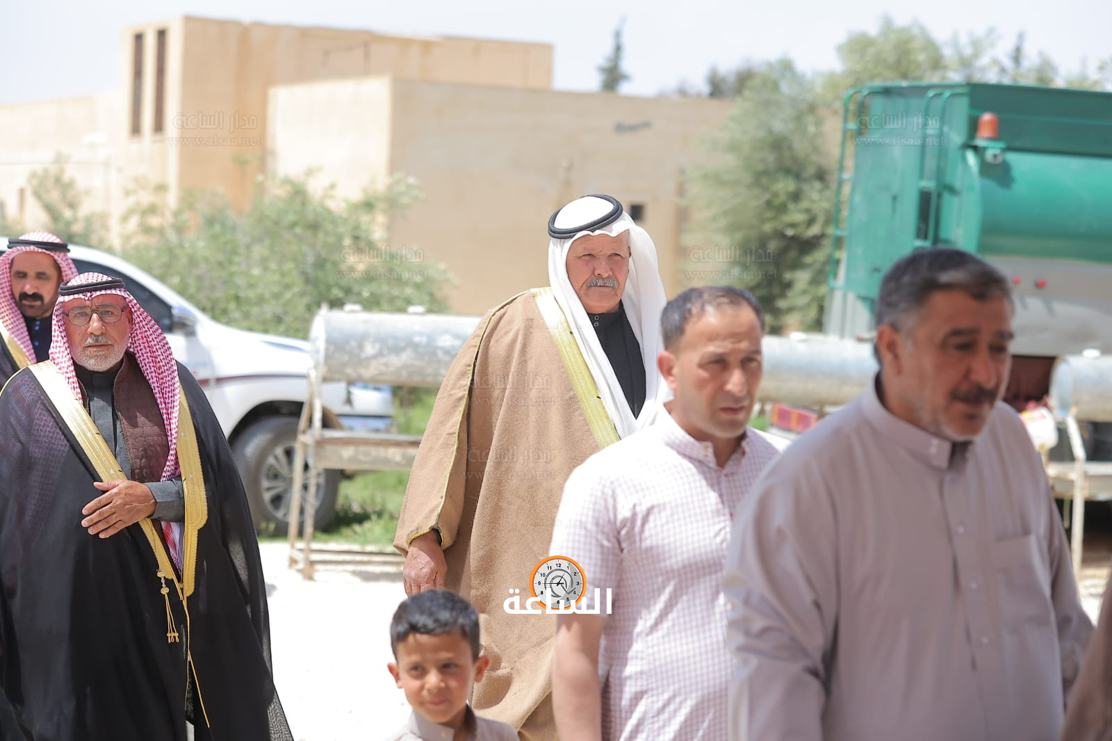 Madar Al-Saa Images 0.3366765311506861