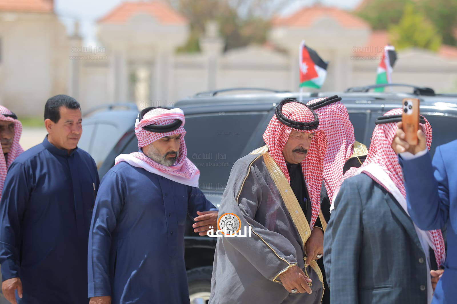 Madar Al-Saa Images 0.17482558226059774