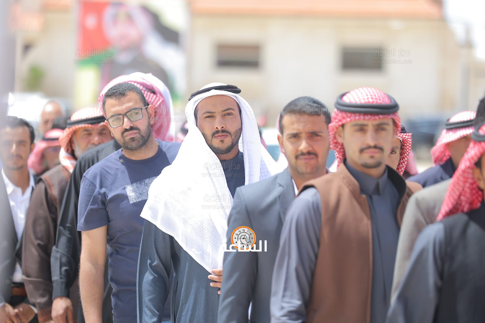 Madar Al-Saa Images 0.49884656215029655