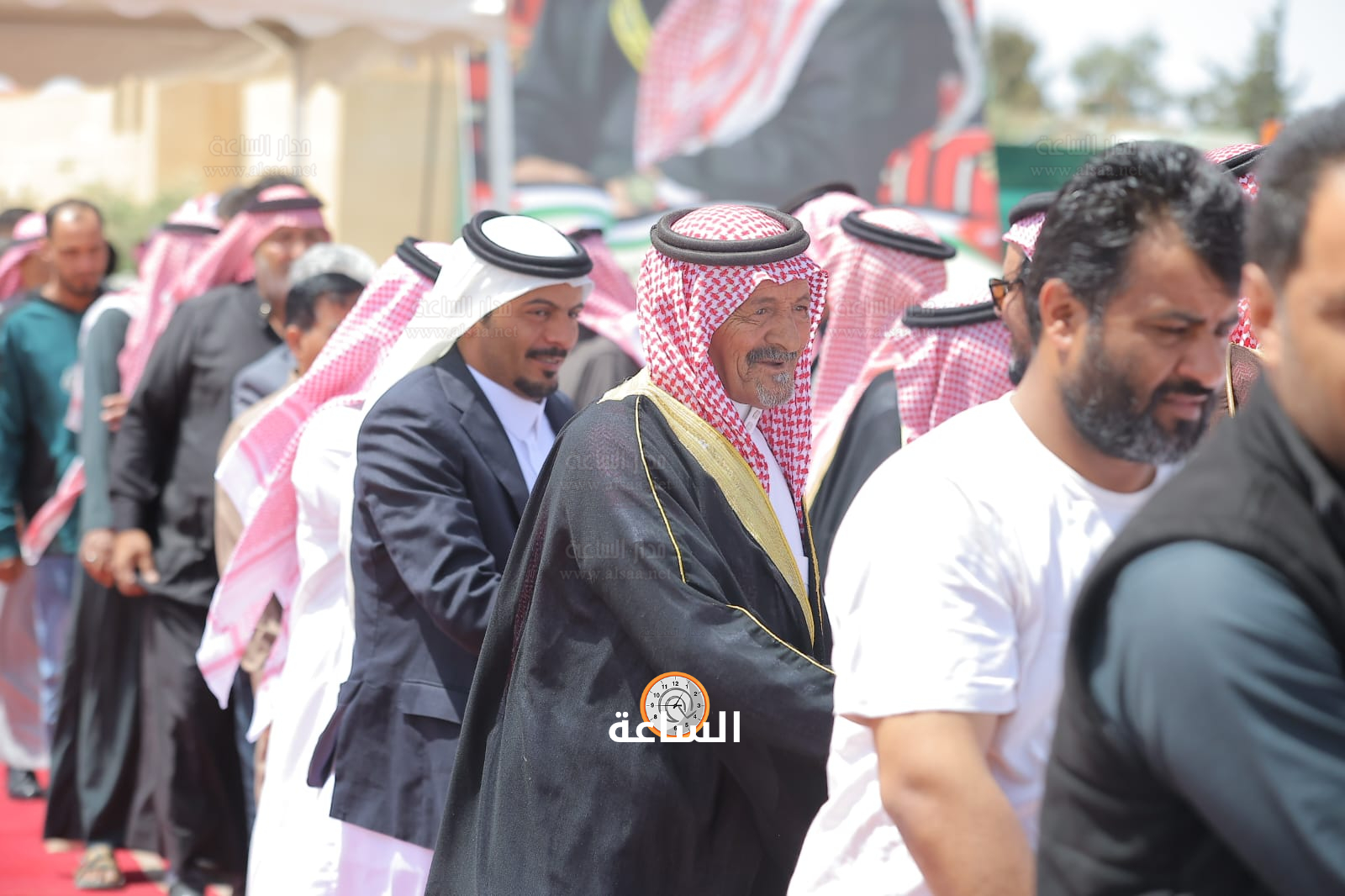 Madar Al-Saa Images 0.8186184679250598