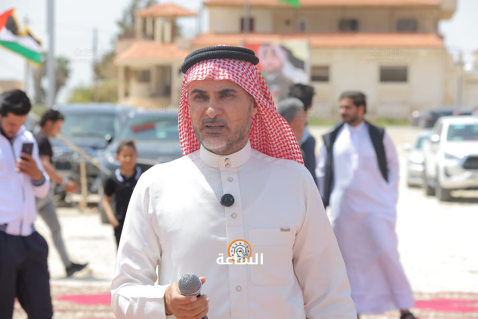 Madar Al-Saa Images 0.5244517154436884