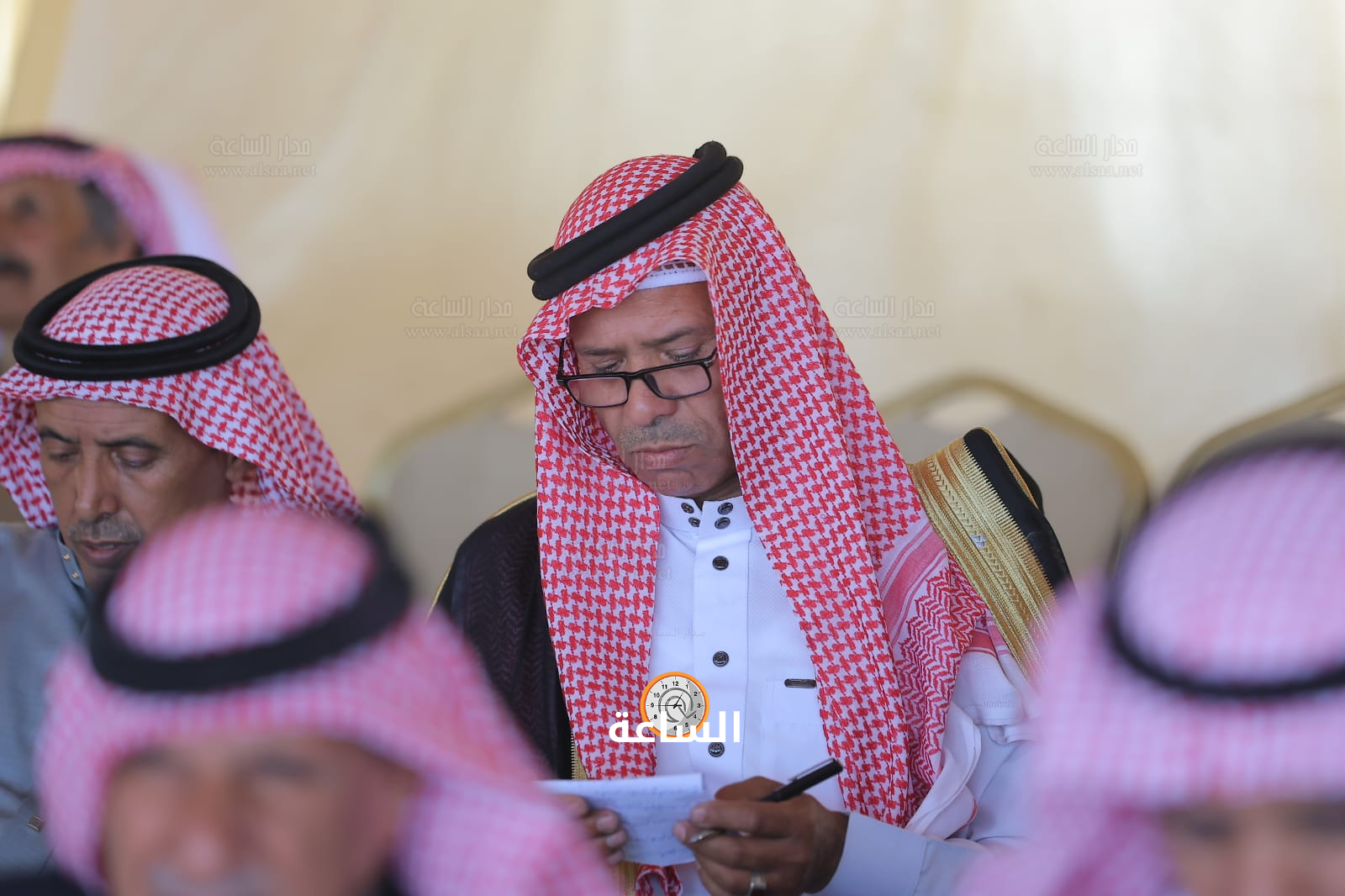 Madar Al-Saa Images 0.5218778256264947