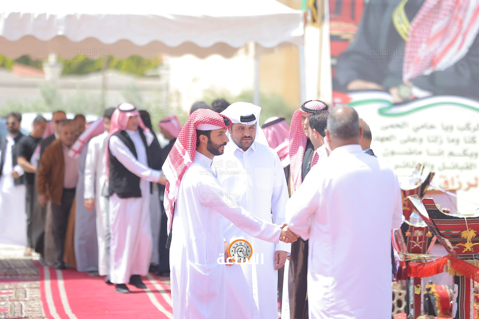 Madar Al-Saa Images 0.22631130436072555