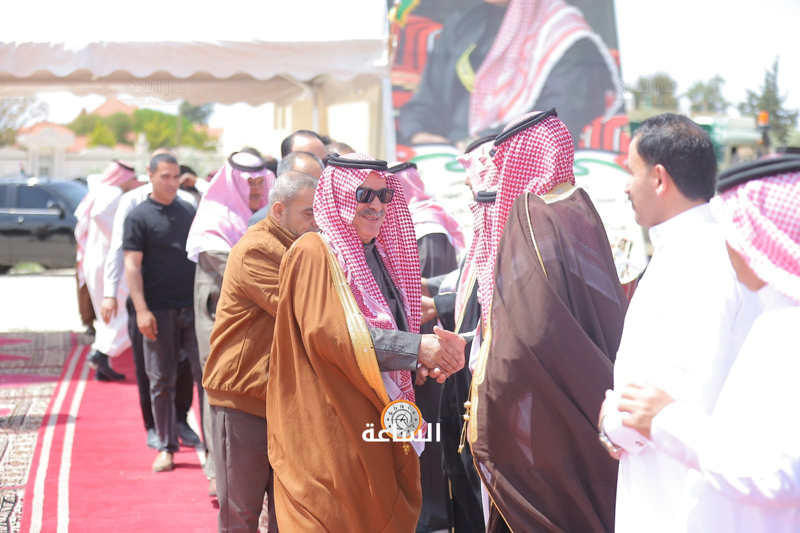 Madar Al-Saa Images 0.11835702909896617