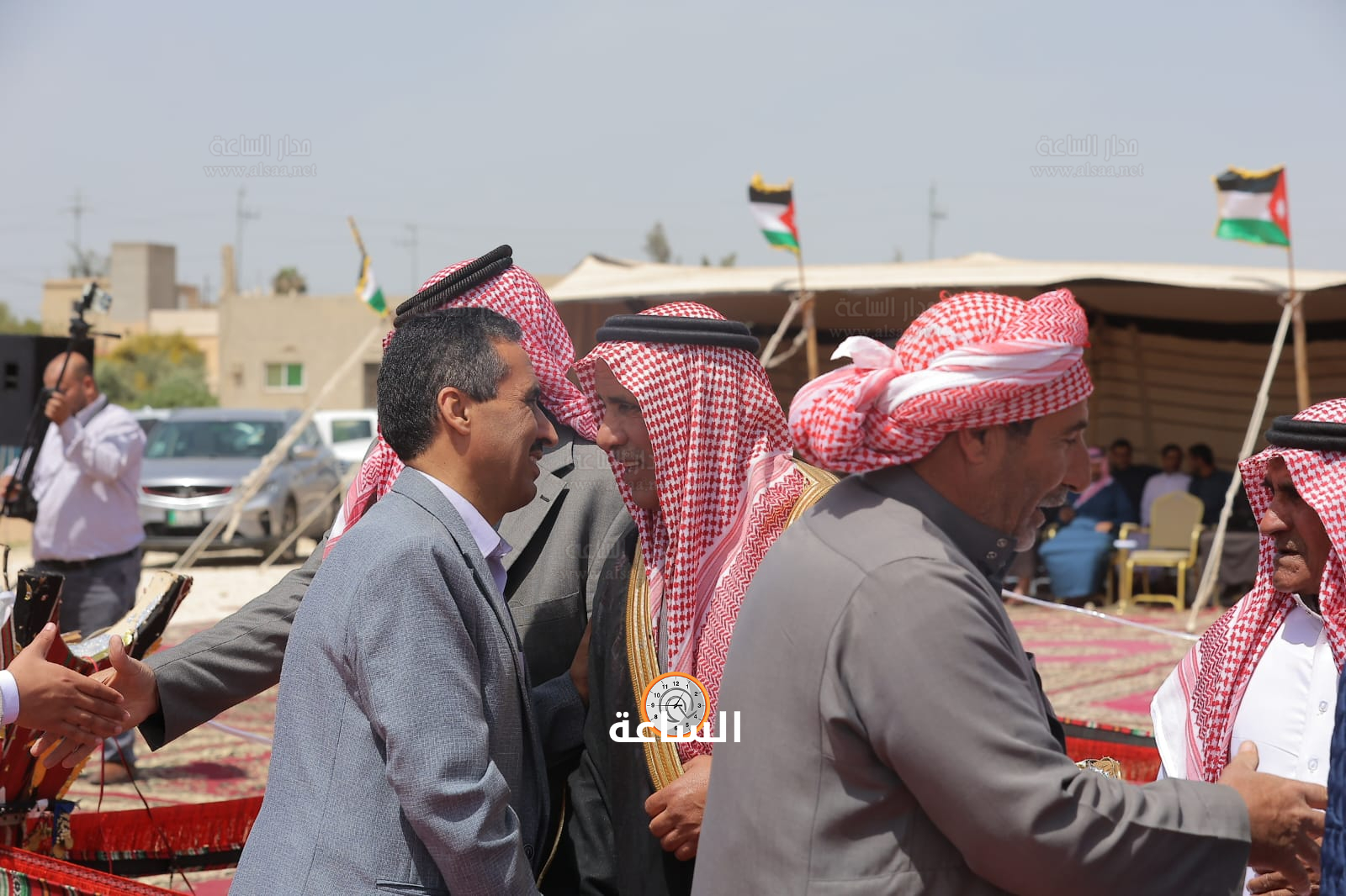 Madar Al-Saa Images 0.8344784704198903