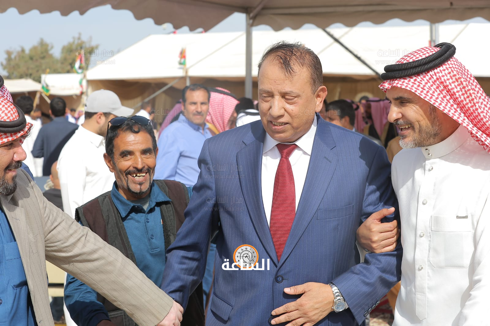 Madar Al-Saa Images 0.585783815892805