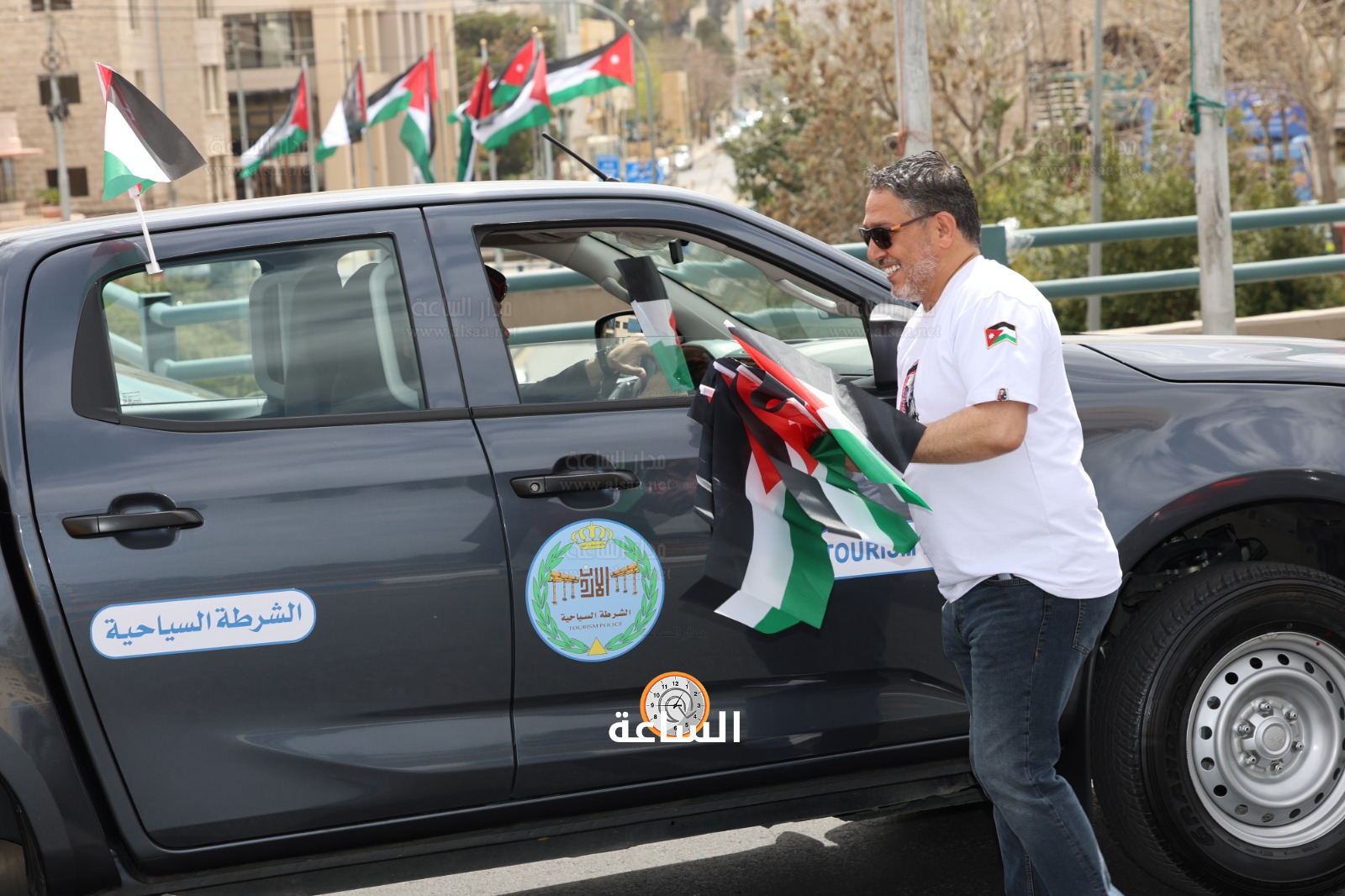 Madar Al-Saa Images 0.48134099009932707