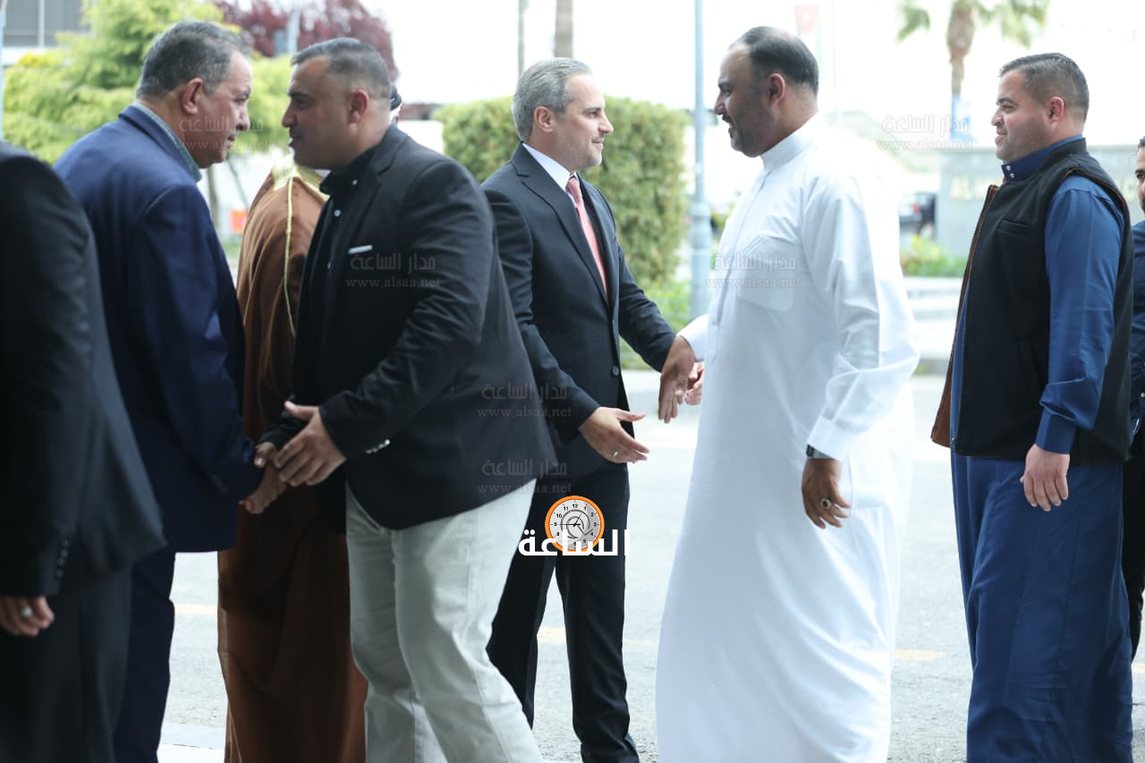 Madar Al-Saa Images 0.44449905615774055