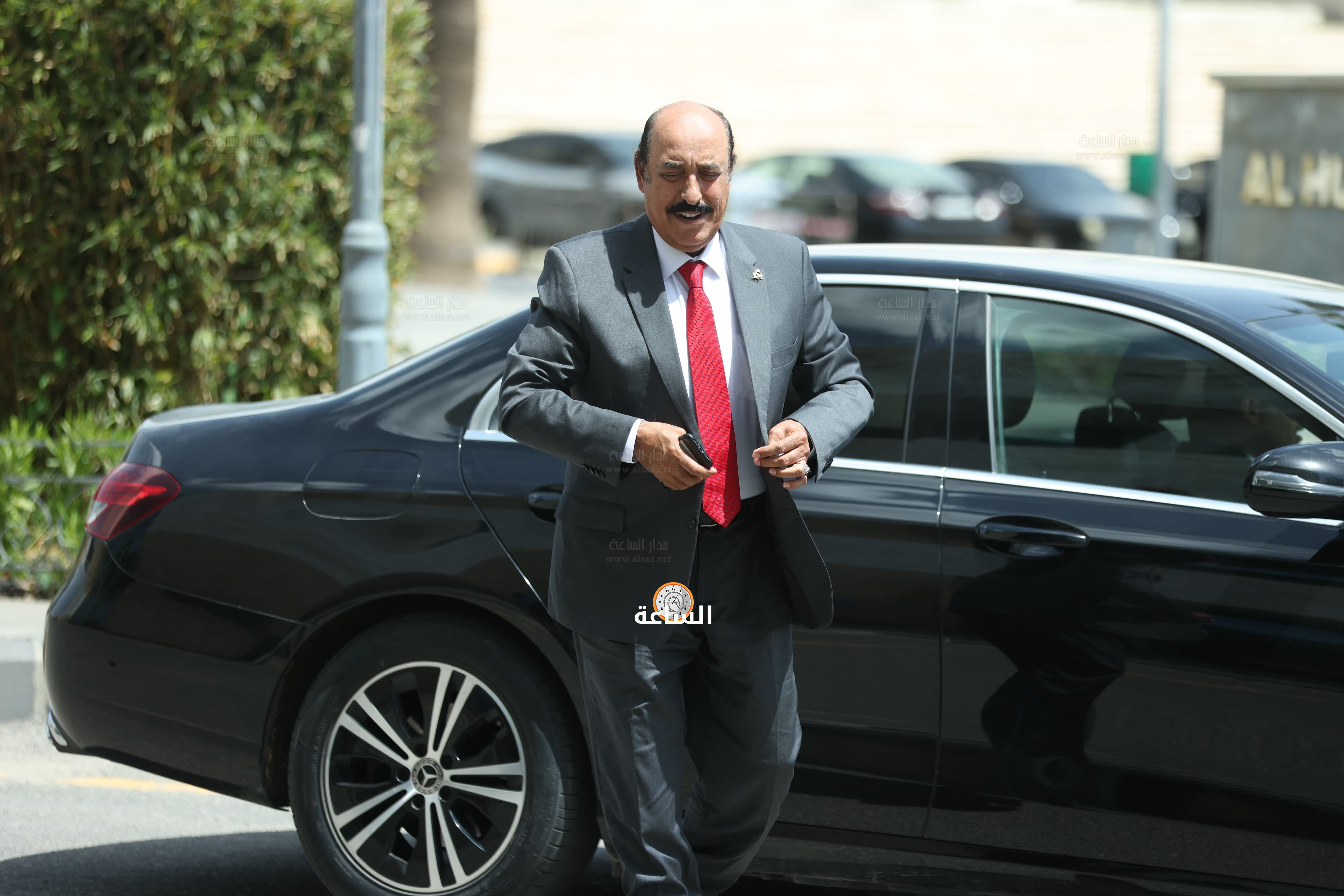 Madar Al-Saa Images 0.24029220731470047