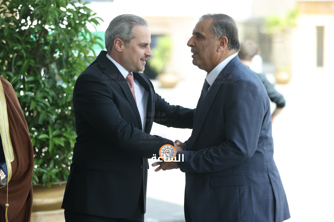 Madar Al-Saa Images 0.7977858372971428