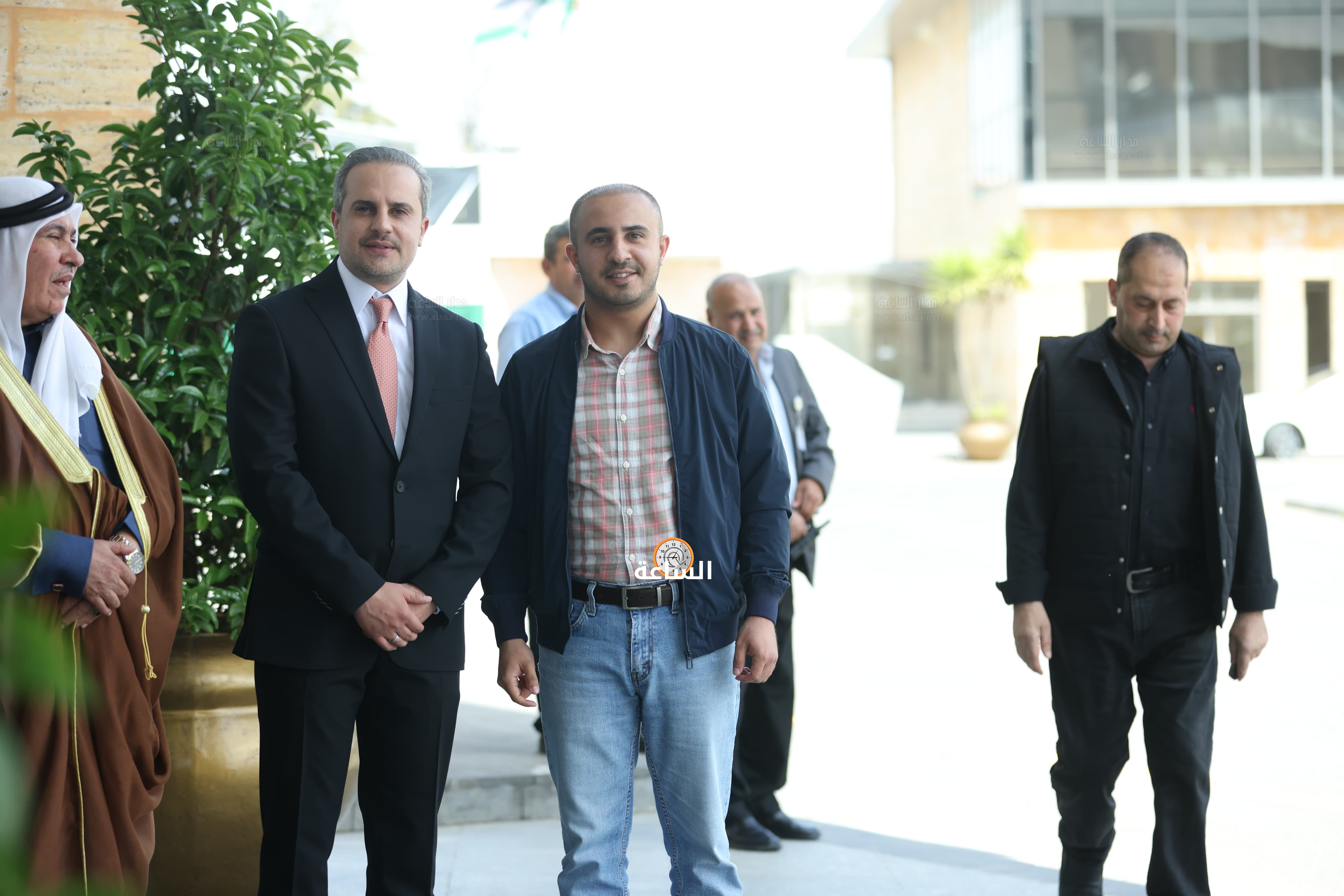 Madar Al-Saa Images 0.15936985090839295