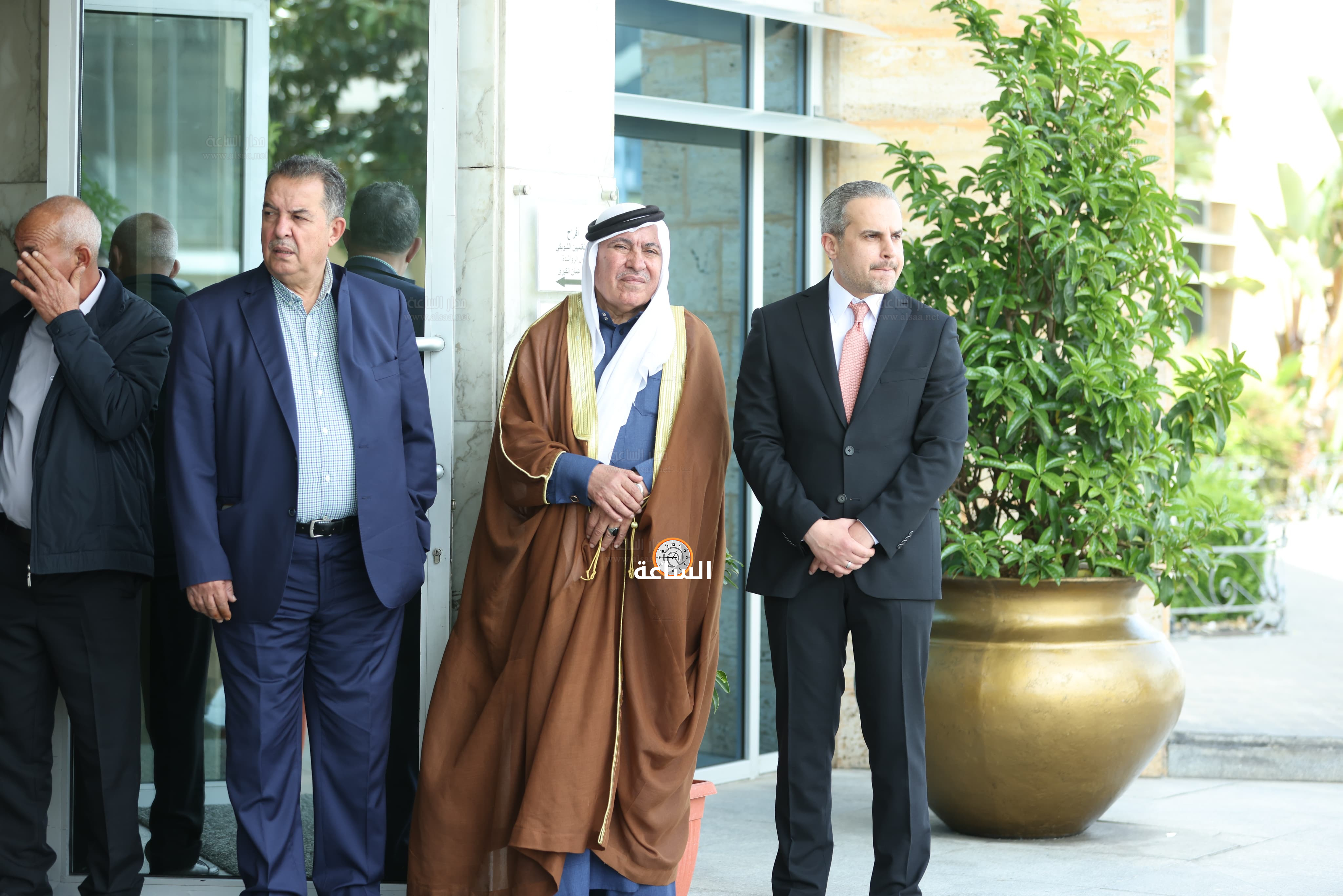 Madar Al-Saa Images 0.3008729747400216