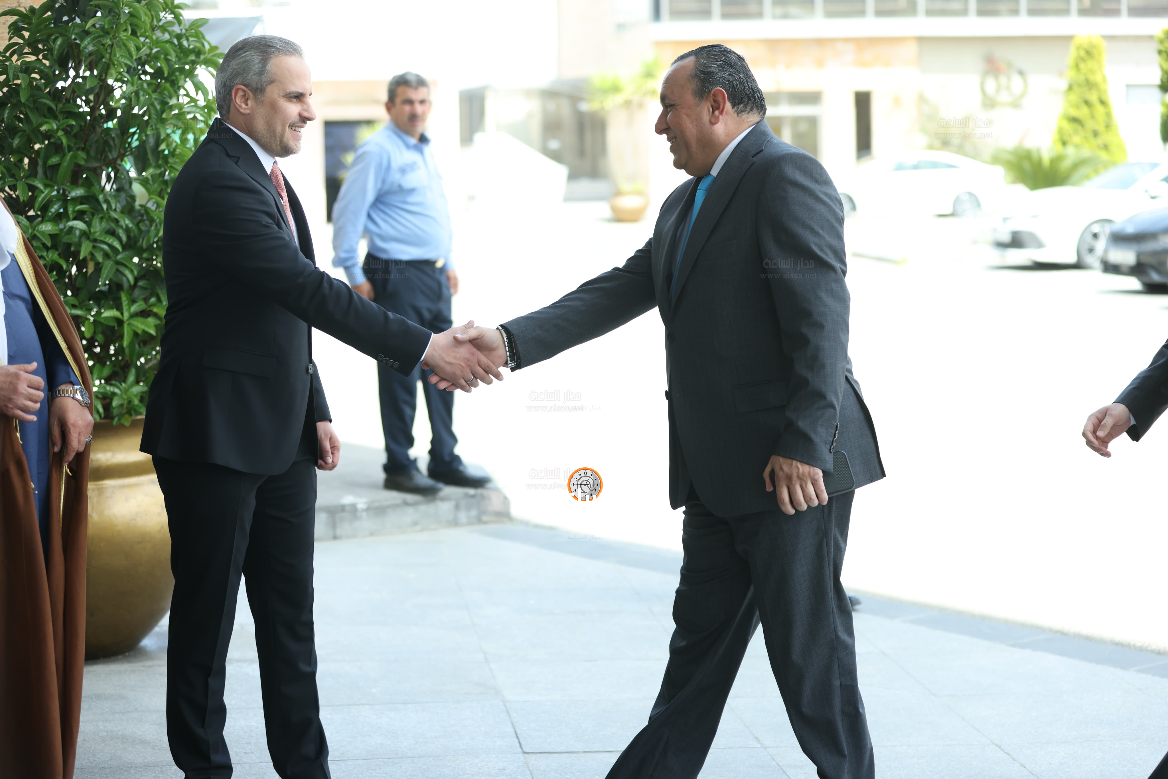 Madar Al-Saa Images 0.5478237792722932