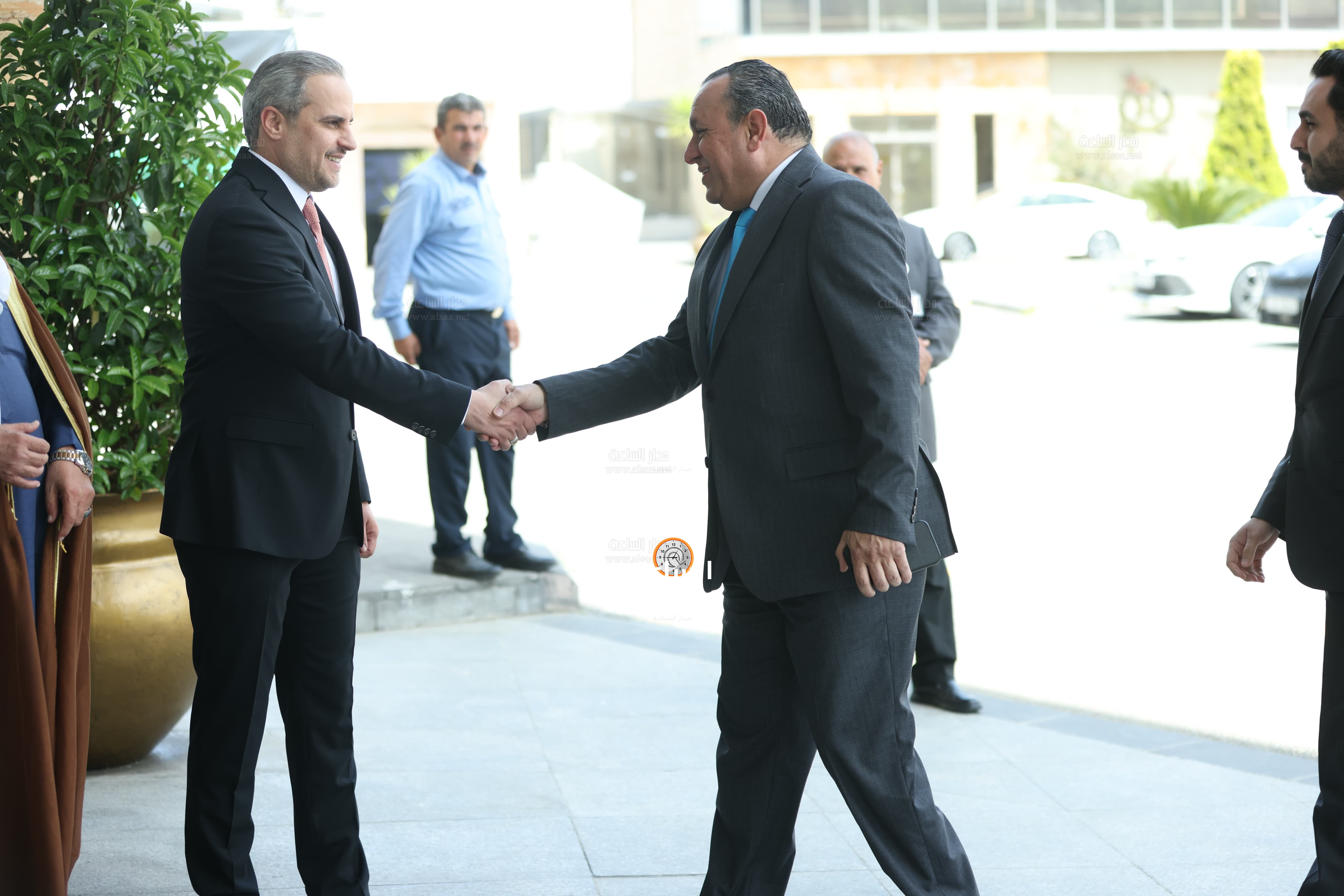 Madar Al-Saa Images 0.17037134579565494