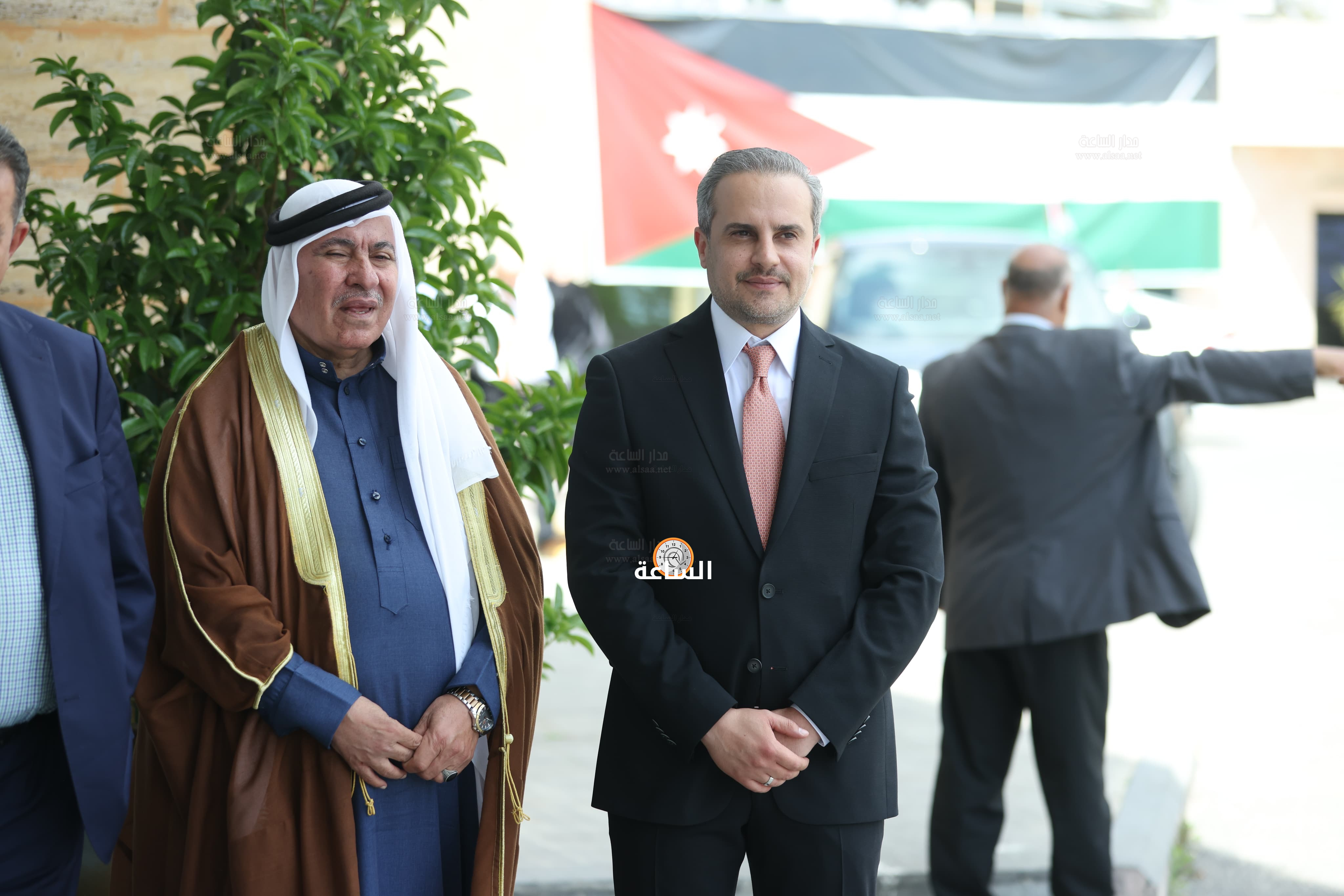 Madar Al-Saa Images 0.846744473003819