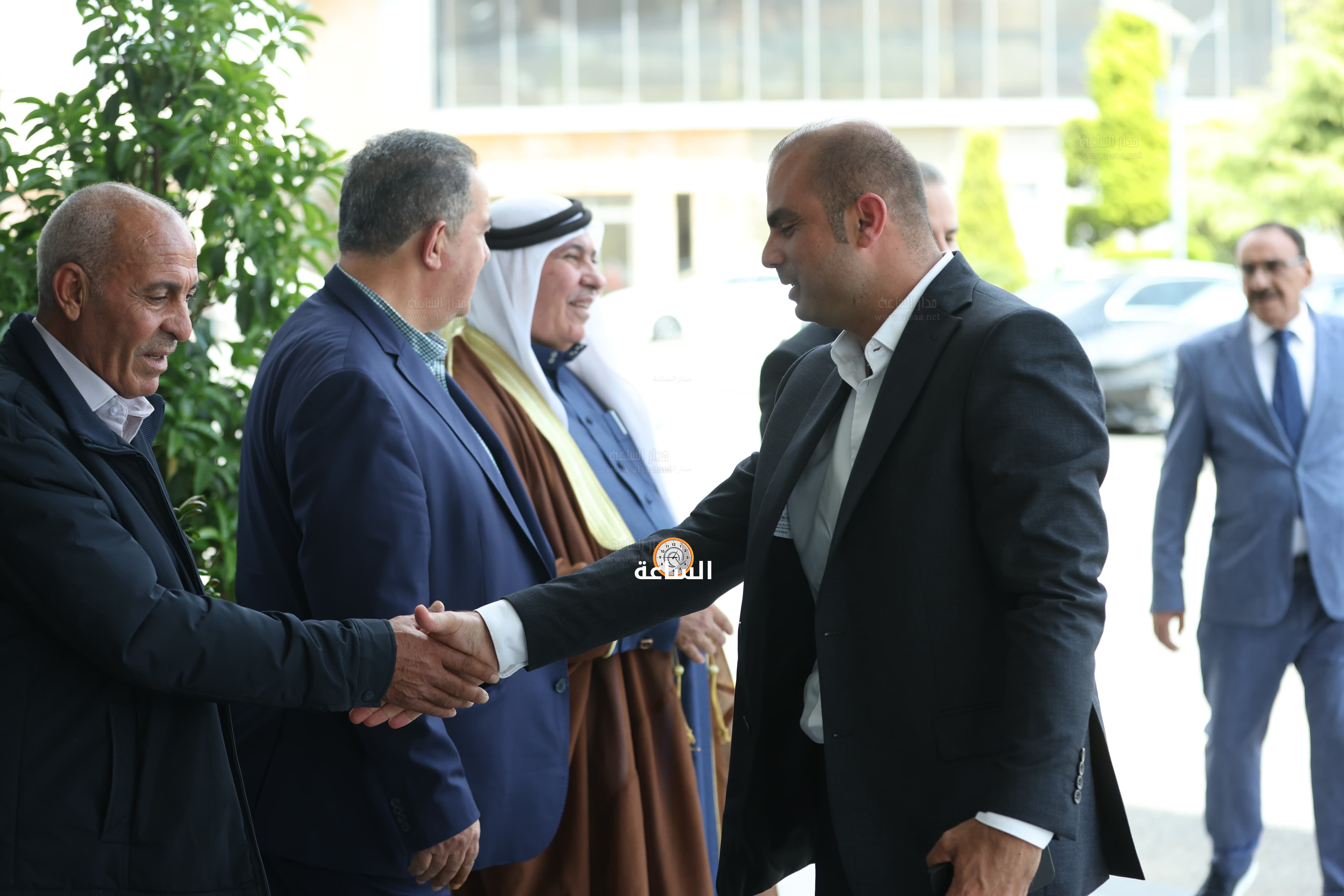 Madar Al-Saa Images 0.21036350236370904