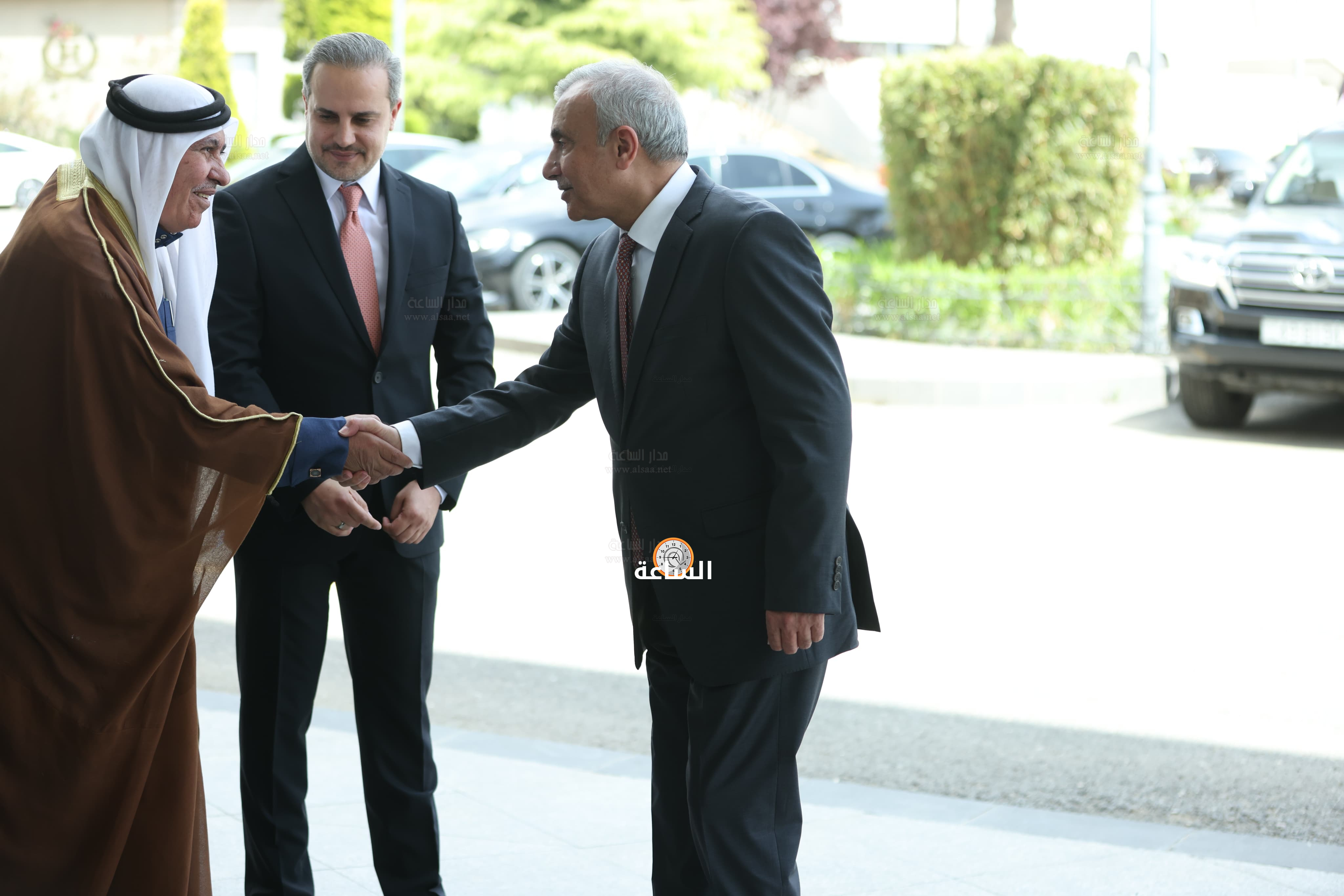 Madar Al-Saa Images 0.9151213392947939