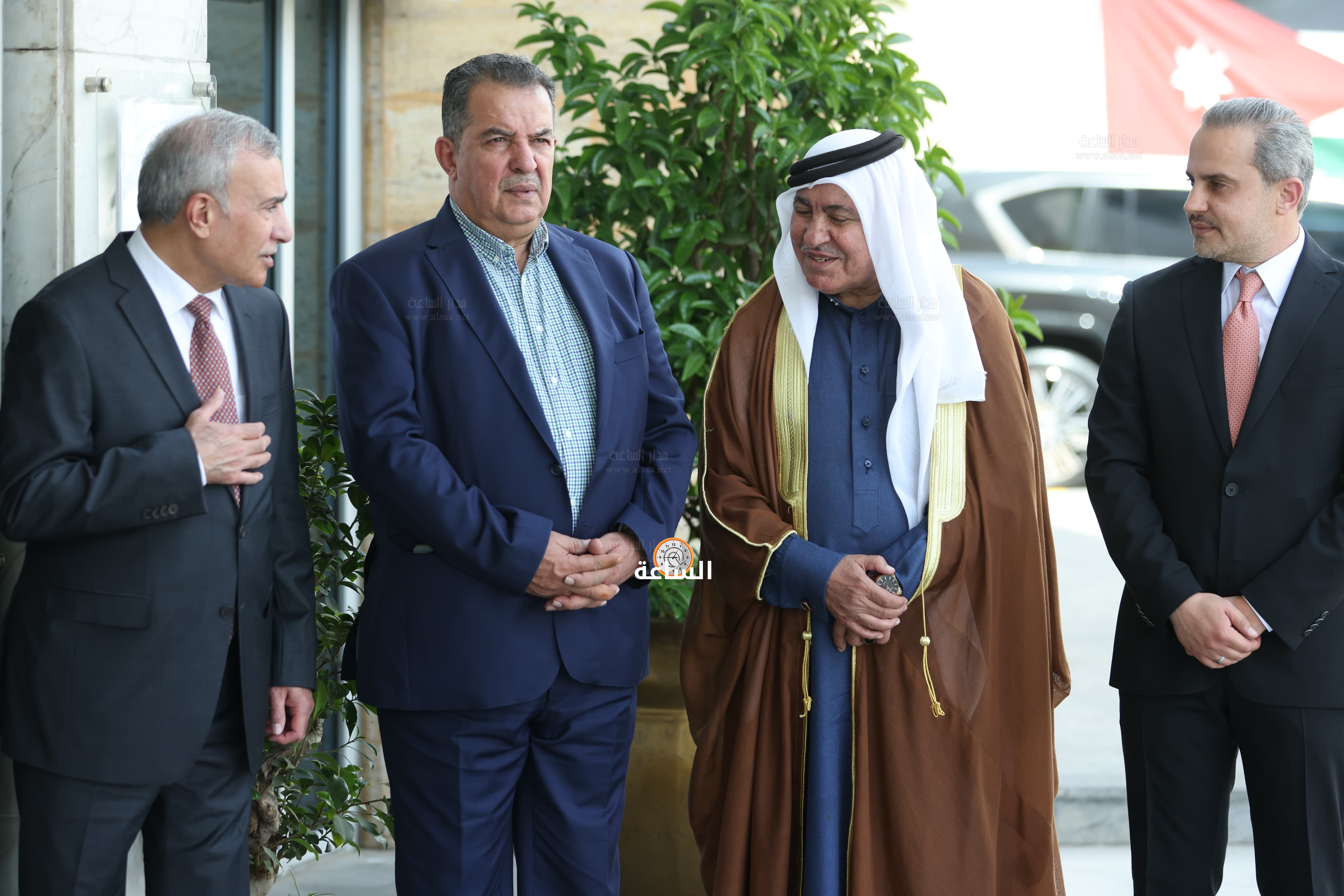 Madar Al-Saa Images 0.9586120342581587